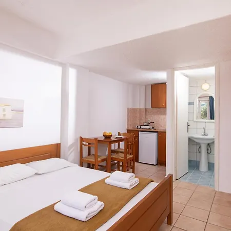 Golden Valentin Aparthotel *